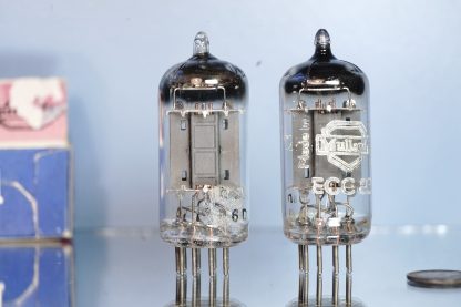 ECC83 Mullard mC1 pair, square getter, (1956) Rare V230 233 - Image 4