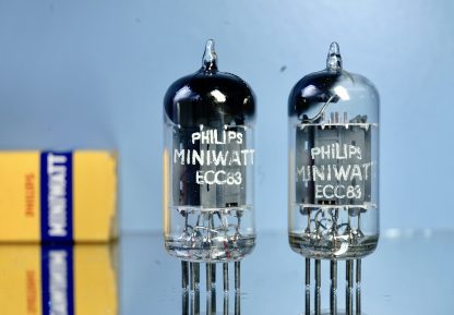 ECC83 Philips Miniwatt, 1954 , D-foil 45°, long plates, NOS specs (V112 V114)