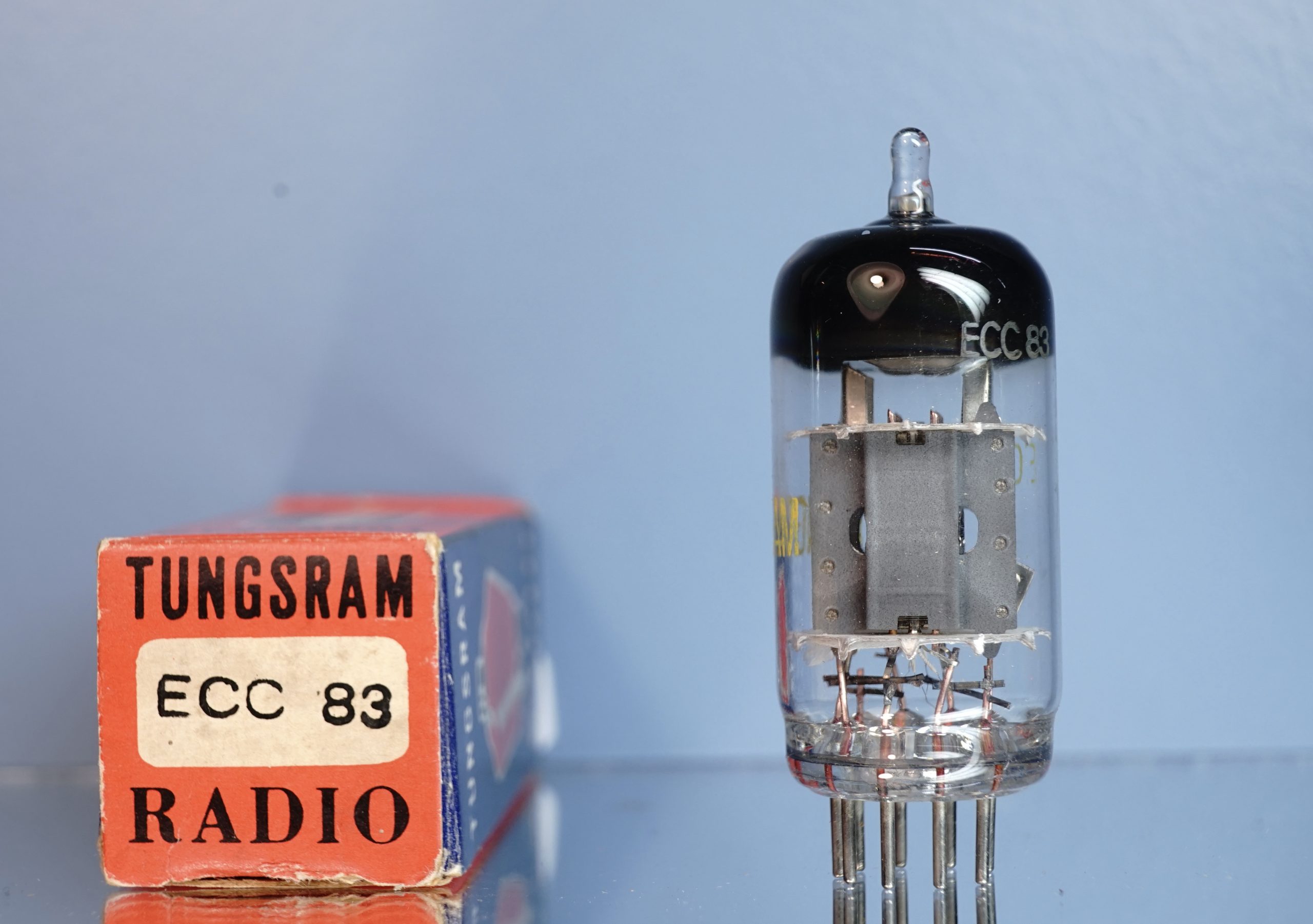 ECC83 Tungsram double post disk getter, welded plates, NIB V265 - Afbeelding 5