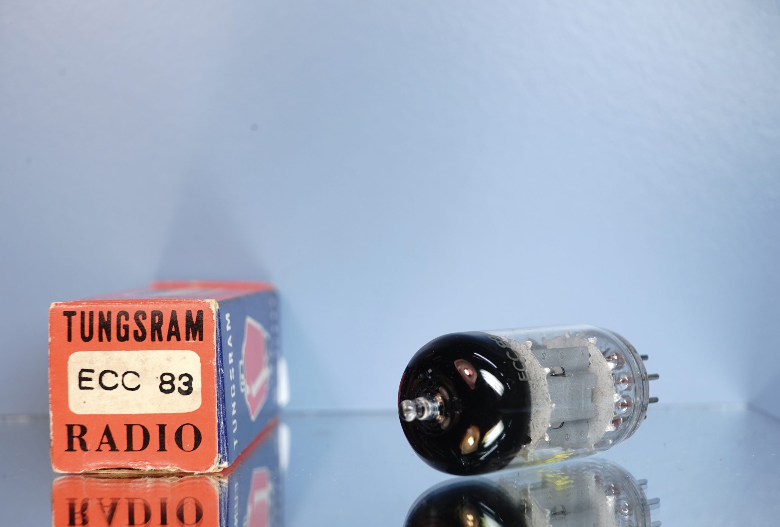 ECC83 Tungsram double post disk getter, welded plates, NIB V265 - Afbeelding 8