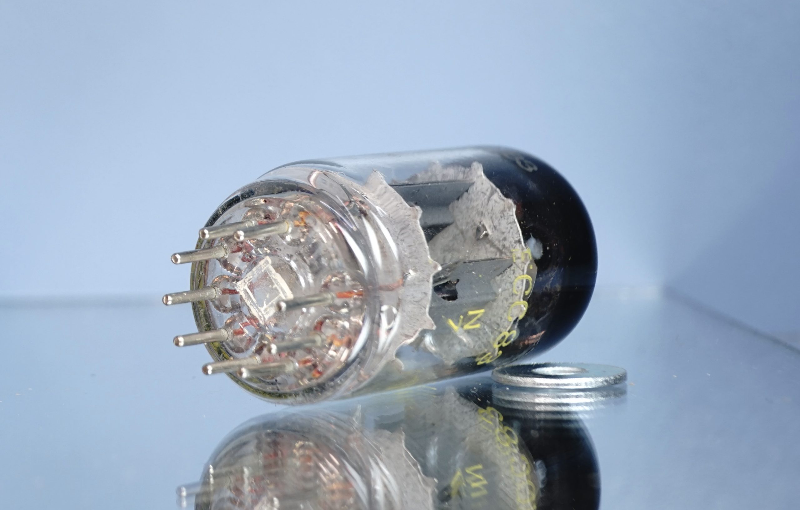 ECC83 Tungsram double post disk getter, welded plates, NIB V265 - Afbeelding 9