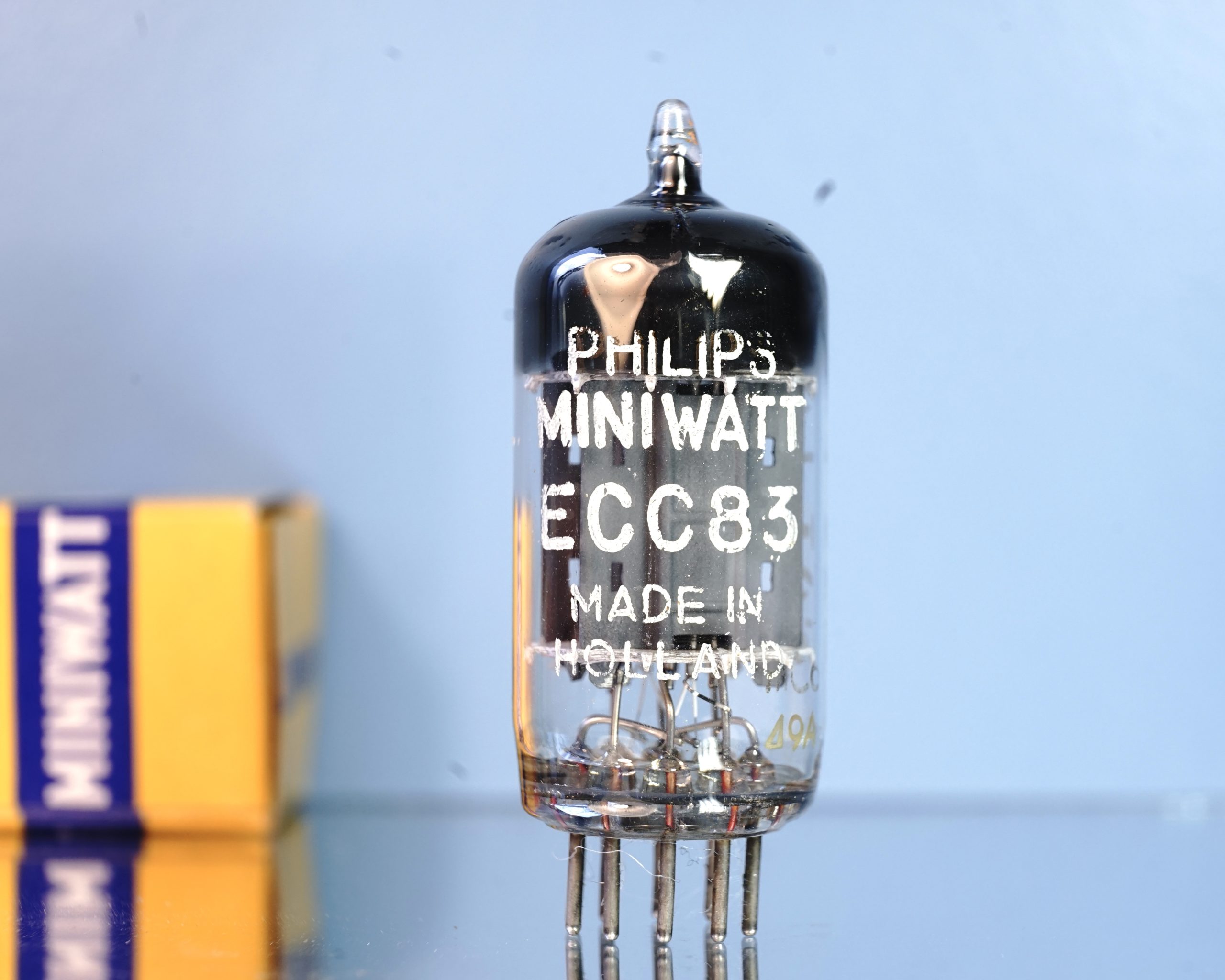 ECC83 Philips Miniwatt, long plates, 1959, Reference tube (V327)