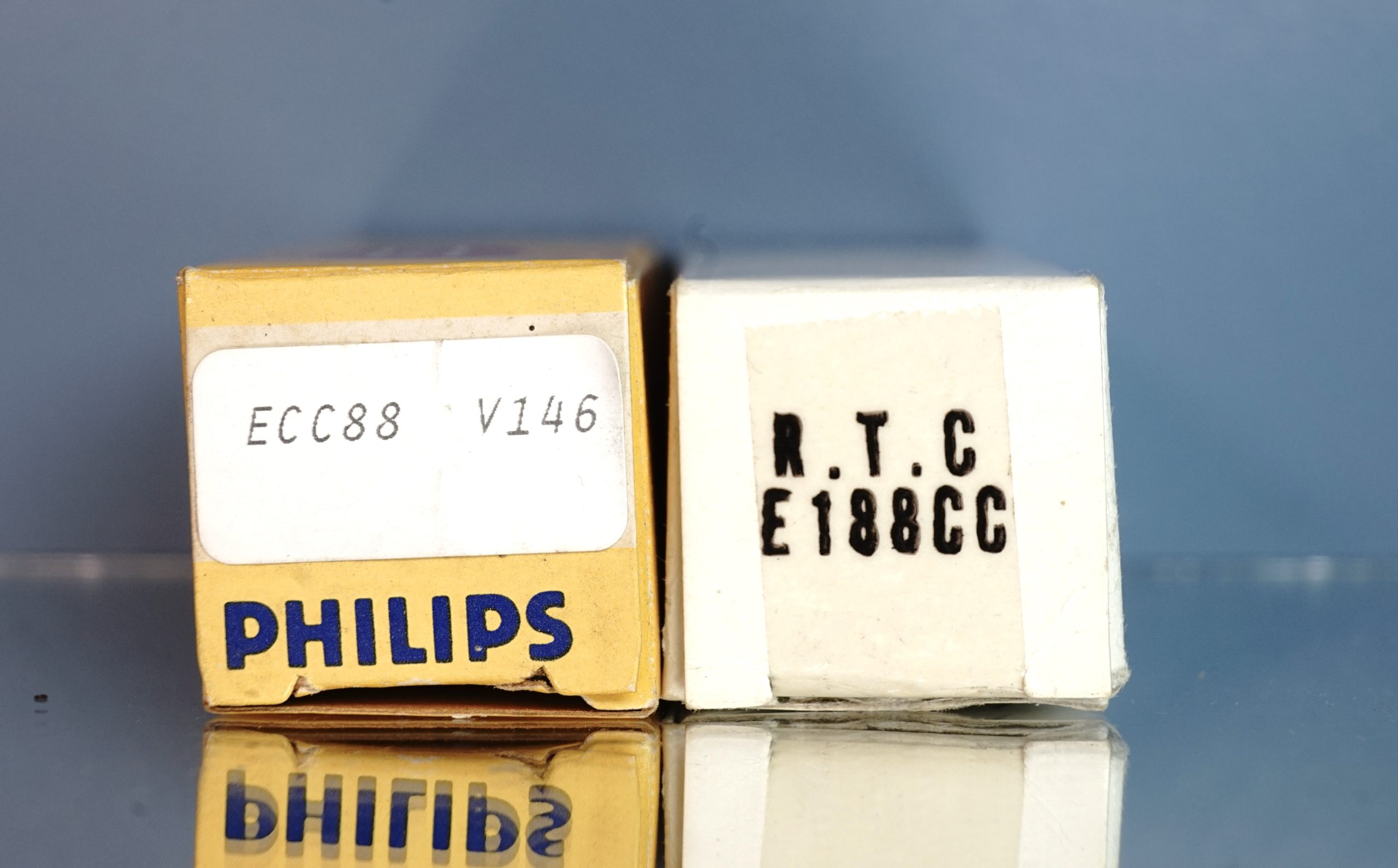 E188CC pair Mullard Mitcham, NOS, (V142/363) - Afbeelding 7