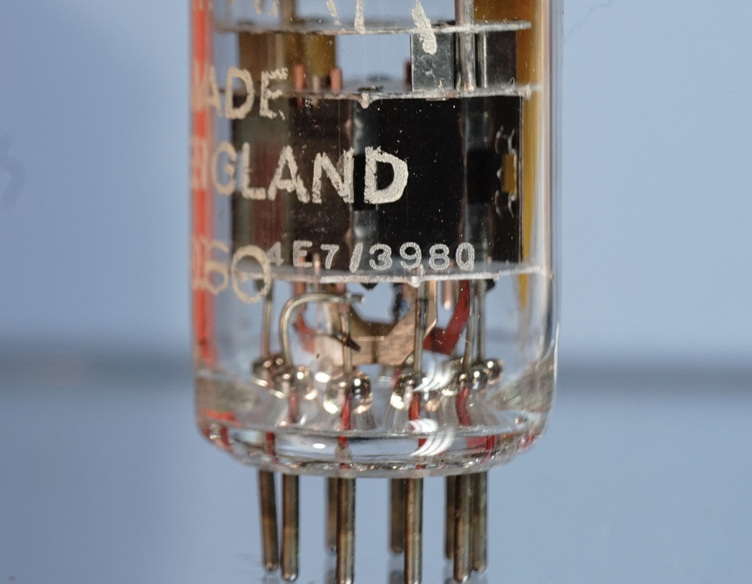 6060 Yellow T Brimar, Black plates (GEC A2900 equivalent) (V183) - Afbeelding 4