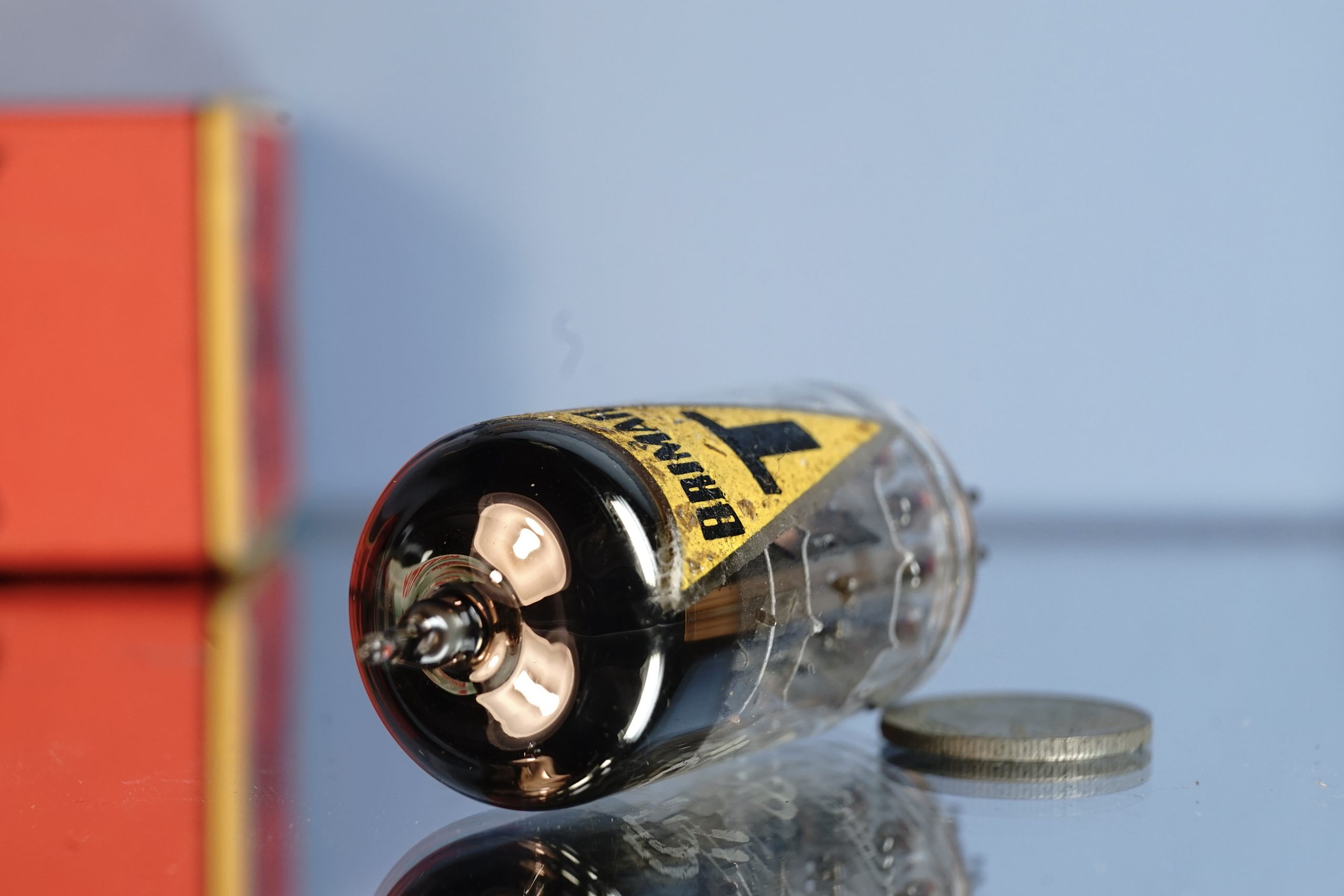 6060 Yellow T Brimar, Black plates (GEC A2900 equivalent) (V183) - Afbeelding 5