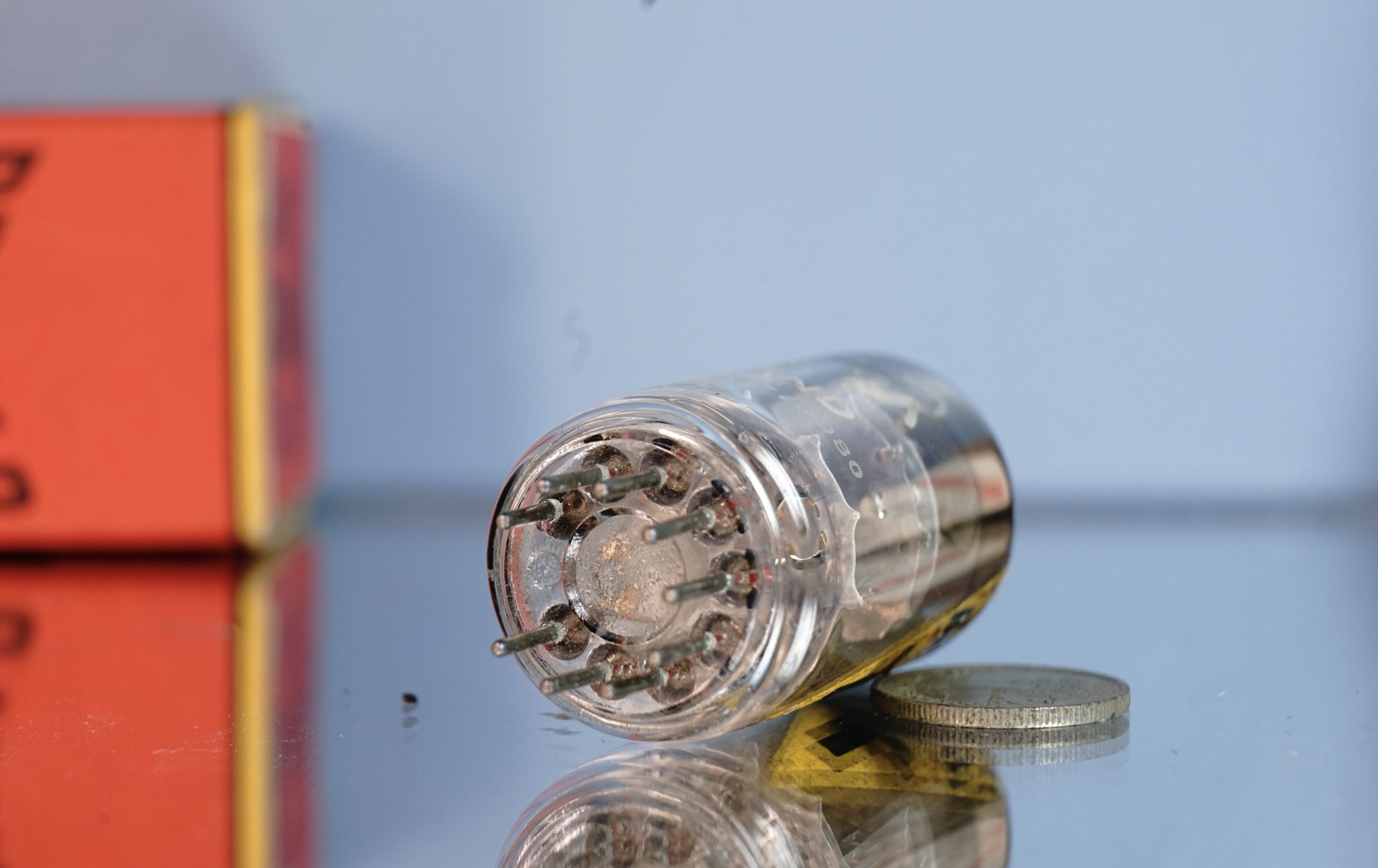 6060 Yellow T Brimar, Black plates (GEC A2900 equivalent) (V183) - Afbeelding 6