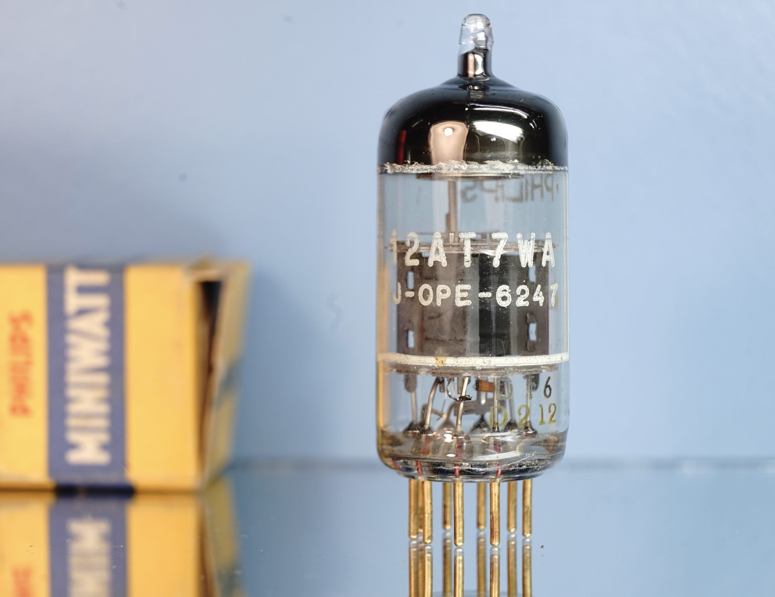 12AT7WA (Army selection) Philips, NOS, gold pins (V59)