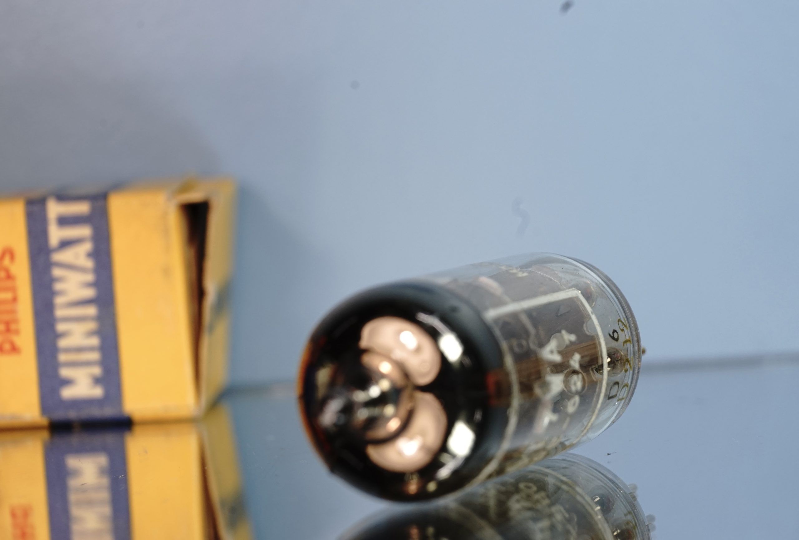 12AT7WA (Army selection) Philips, NOS, gold pins (V59) - Afbeelding 6