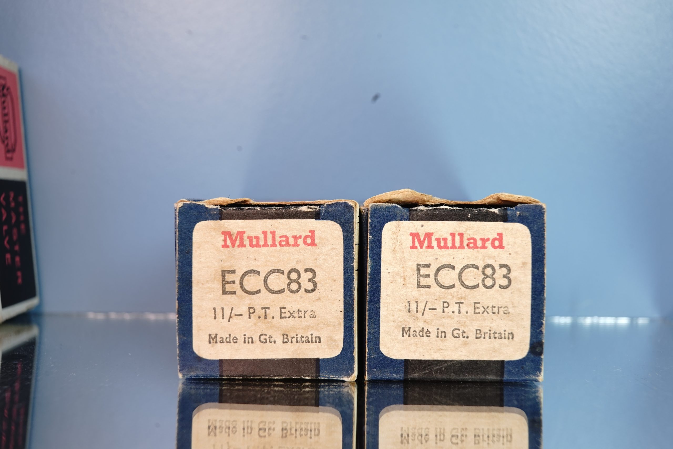 ECC83 Mullard pair, I63, Same production year, New in original box! v389 395