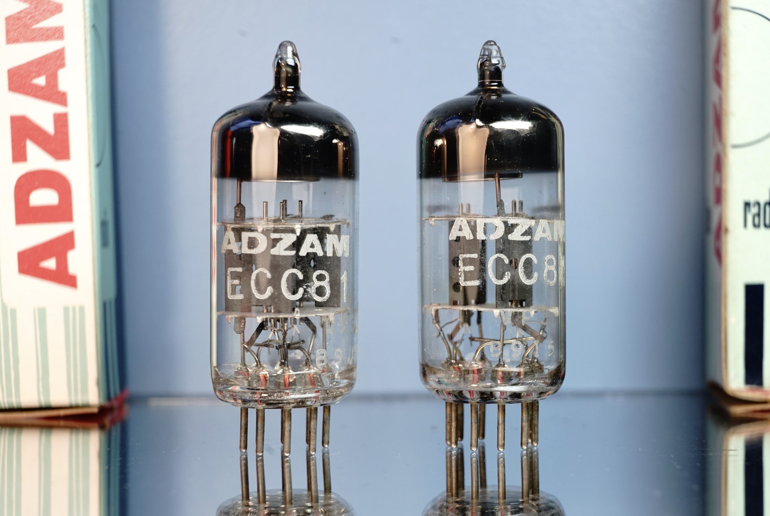 ECC81 Mullard pair, ADZAM, Vf3, Smooth plates, 3 holes, 1969 V63 / 64