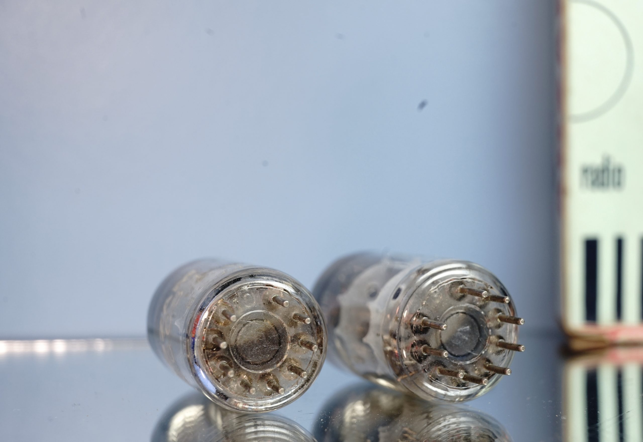 ECC81 Mullard pair, ADZAM, Vf3, Smooth plates, 3 holes, 1969 V63 / 64 - Afbeelding 6