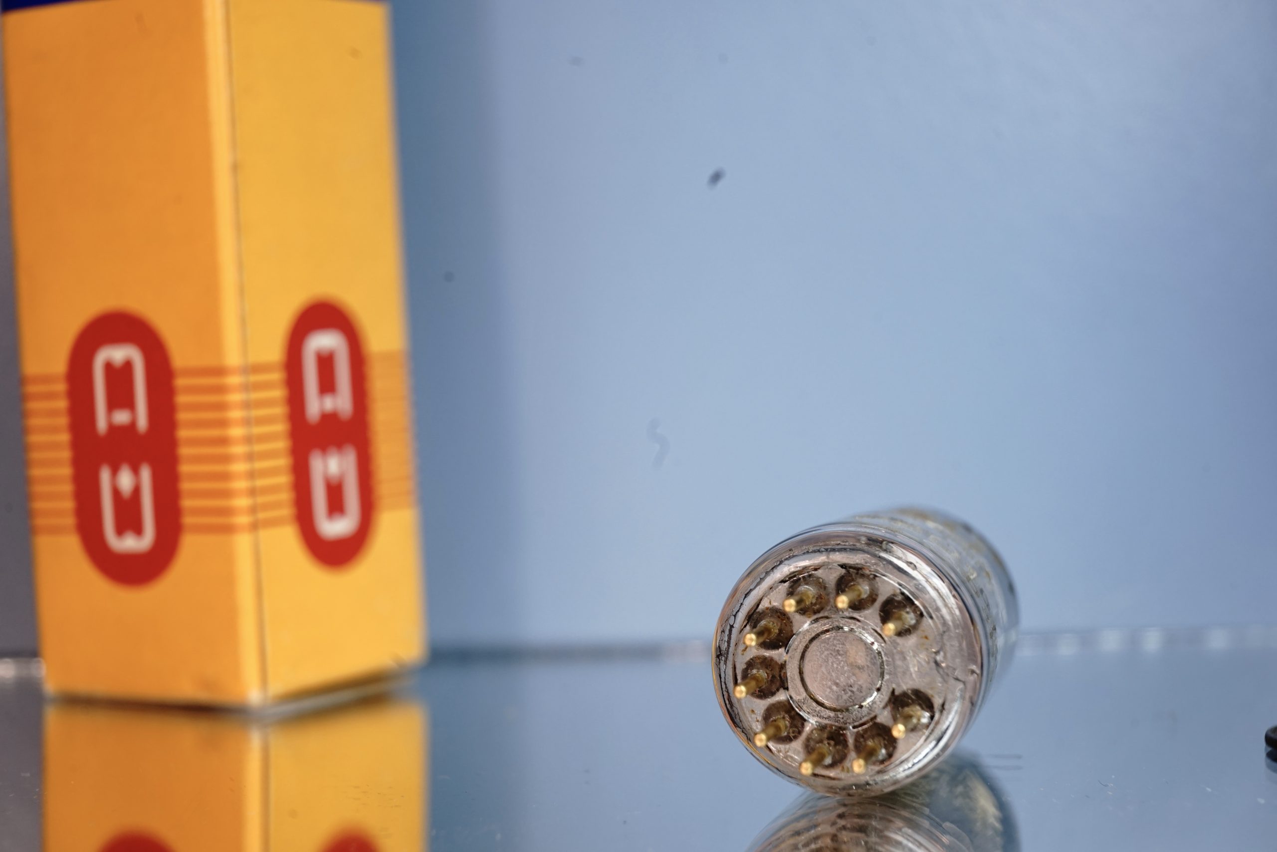 6201 SQ (ECC801S) Philips Miniwatt Hamburg, NOS, gold pins, halo getter (V60) - Afbeelding 7